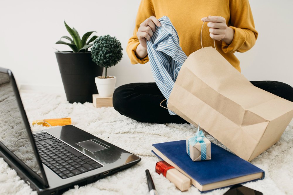 Preciso Aparecer nas Redes Sociais para Vender? Alternativas para quem tem Vergonha